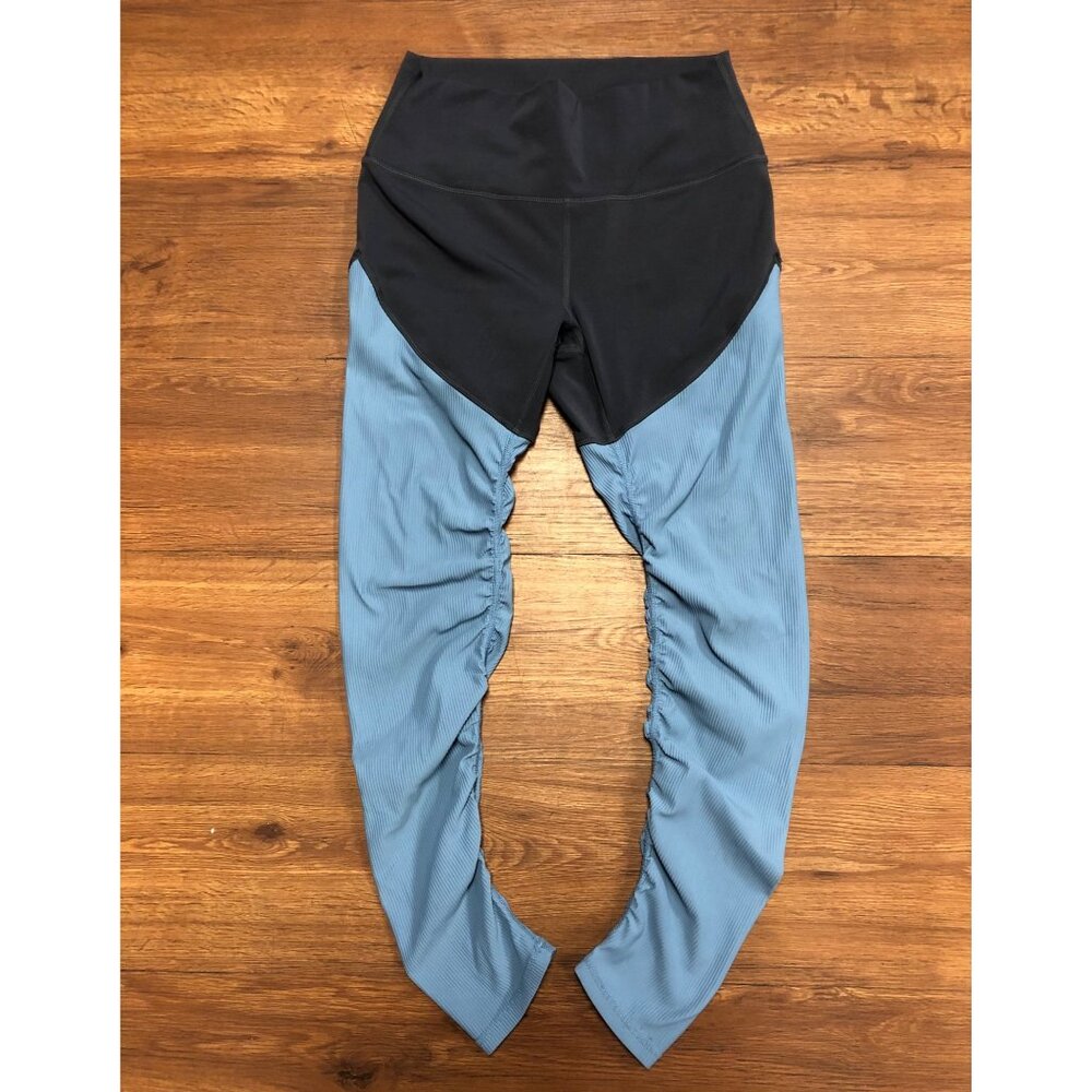 Zyia Active Storm Parallel Luxe Ruched Leggings - size 6-8
